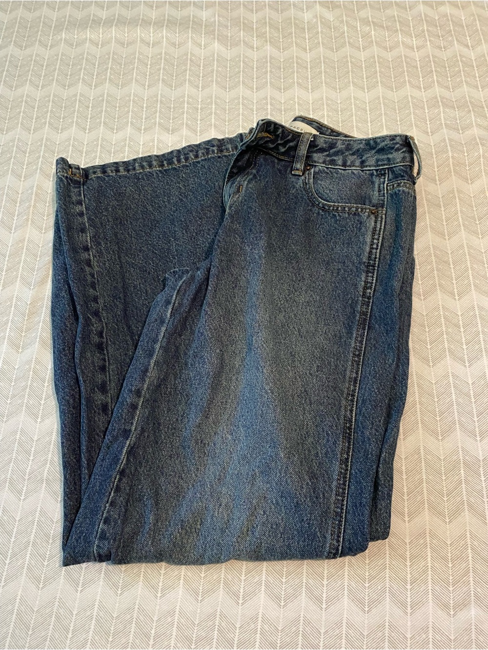PacSun Relaxed Fit Blue Jeans